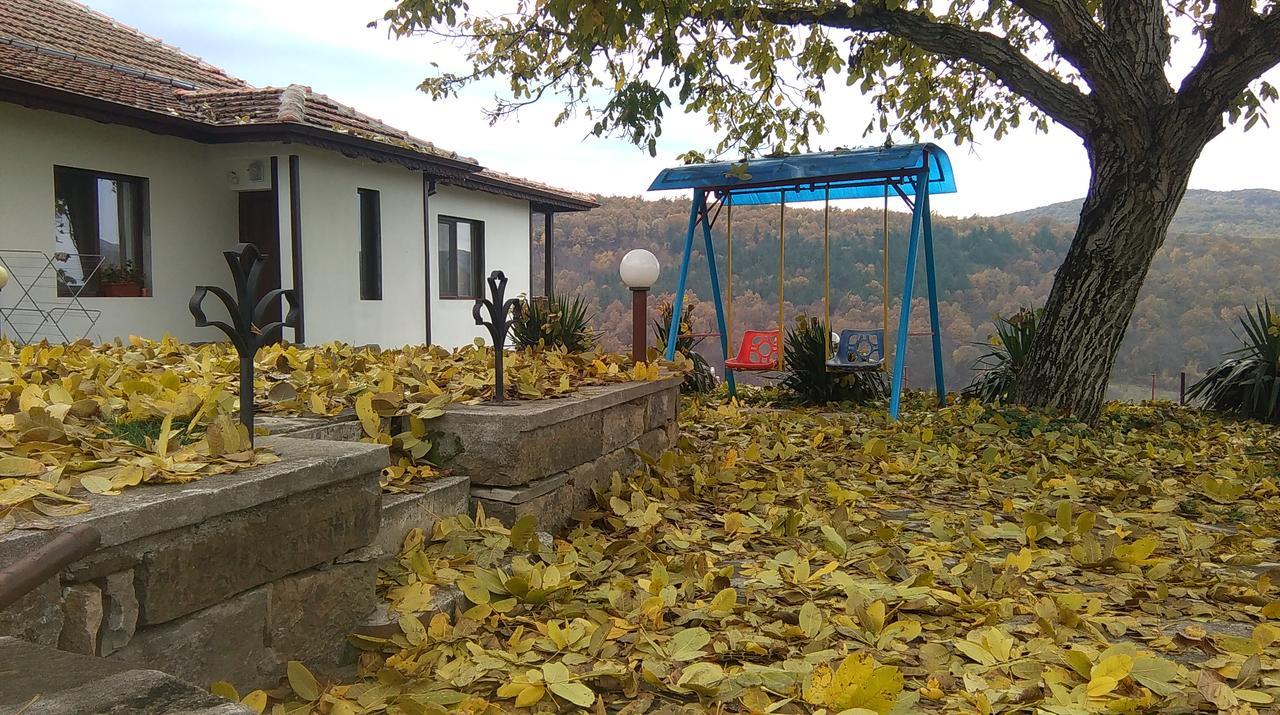 Къща Бела Villa Хлевене Екстериор снимка