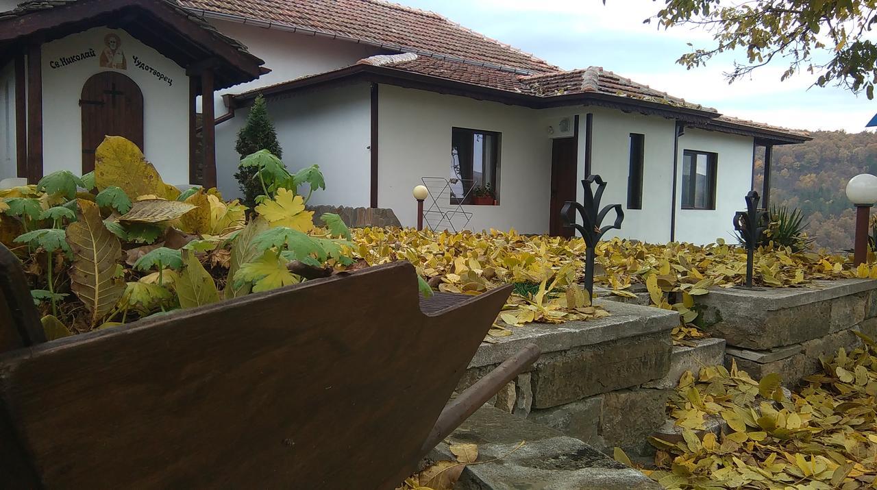 Къща Бела Villa Хлевене Екстериор снимка